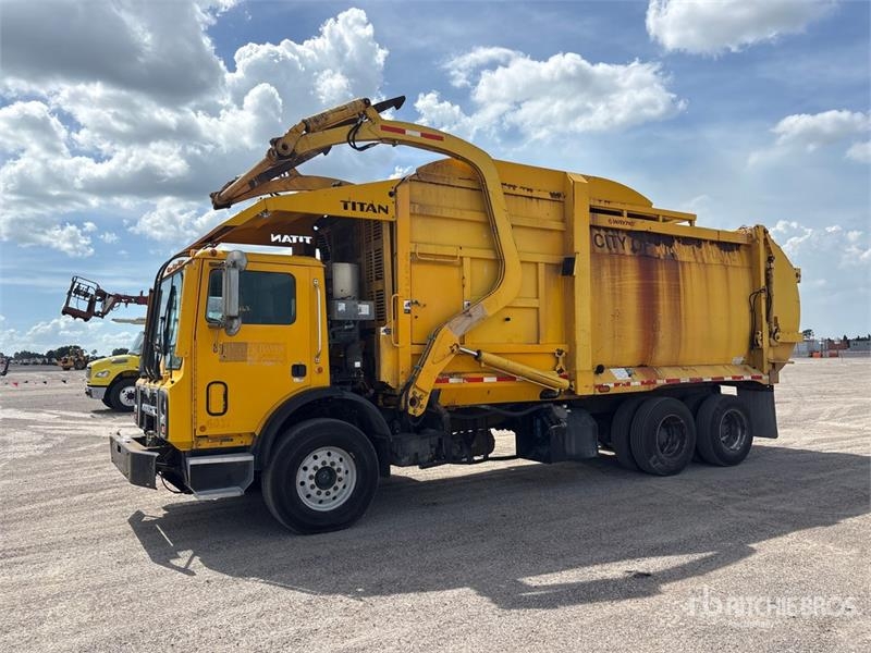 Mack MRU613