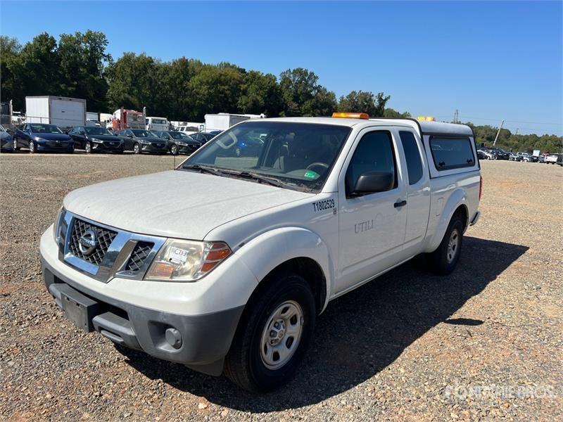 Fourgon utilitaire Nissan Frontier 4x2 Extended Cab Pickup — occasion 2018