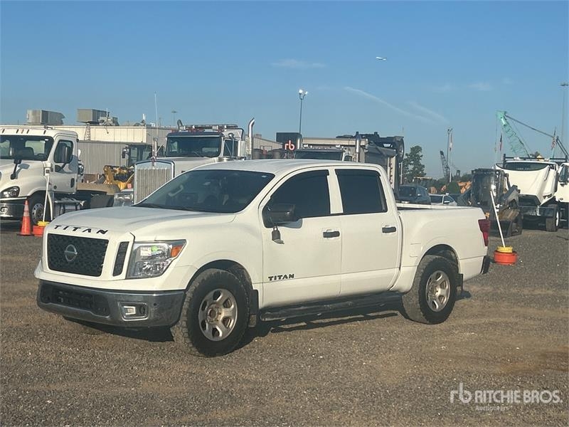 Nissan Titan