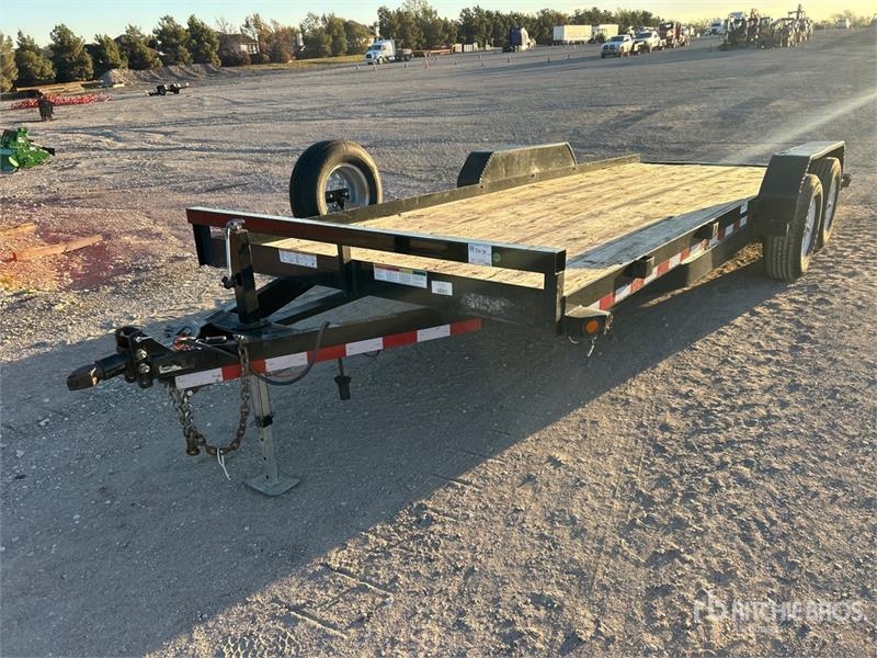 Remorque porte-engins Orange Line TH10-20BK4CR 20 ft T/A Equipment — occasion 2021