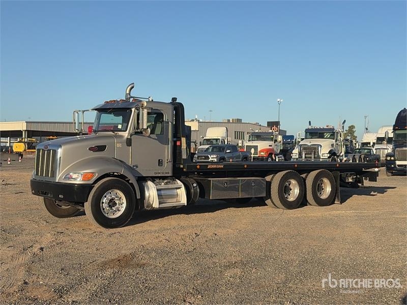 Peterbilt 348