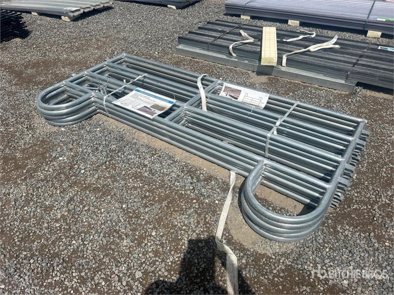 Quantity of (5) 7.9 ft x 3.8 ft Corral Livestock P