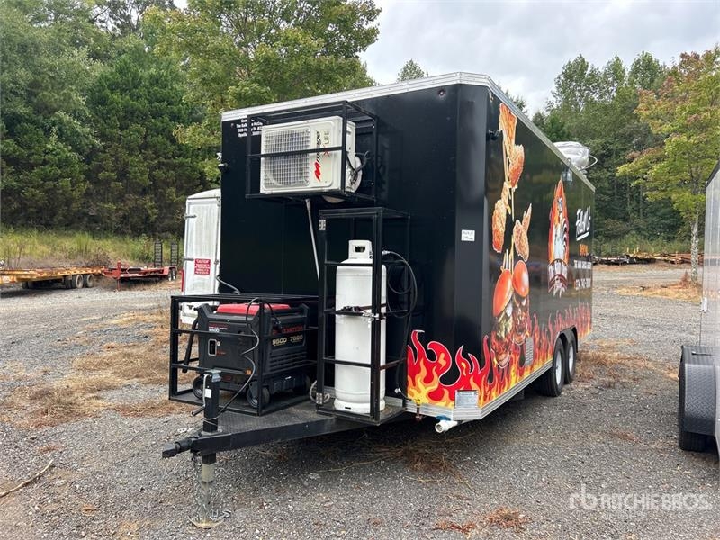 Remorque R&S Universal Manafactura 20 ft T/A Food Concession Tr — occasion 2025