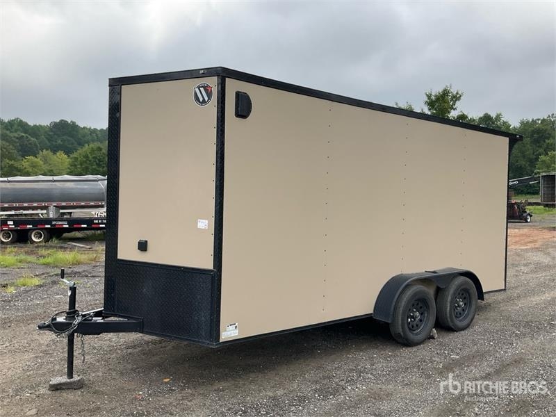 Remorque fourgon STEEL PINES PINES 16 ft T/A Enclosed — occasion 2025