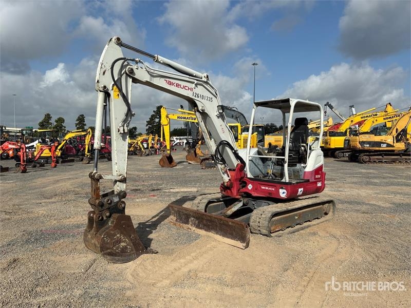 Takeuchi TB260