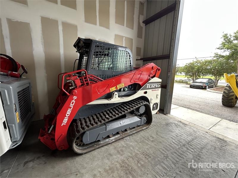 Takeuchi TL12V2