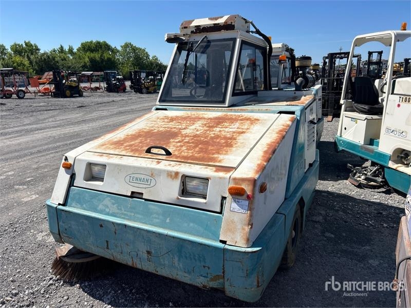 Tennant 810