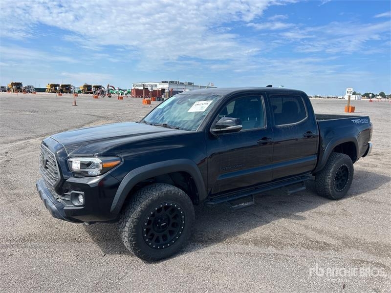 Fourgon utilitaire Toyota Tacoma — occasion 2021