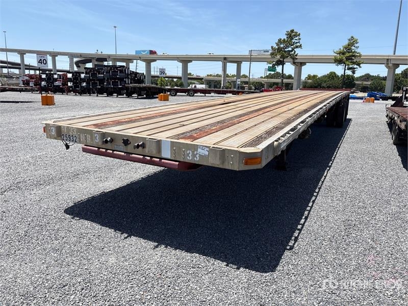 Transcraft 53 ft T/A Spread Axle Flatbed Trailer