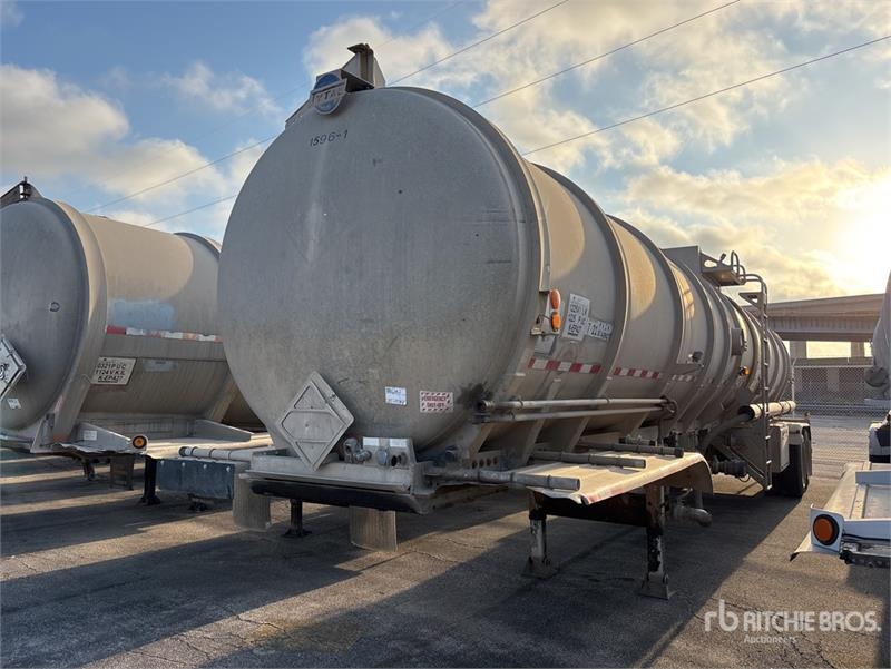 Remorque citerne Tytal 8400 gal T/A Tanker — occasion 2012