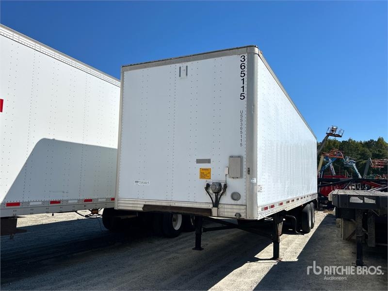 Remorque fourgon Utility 36 ft x 102 in T/A Van — occasion 2013
