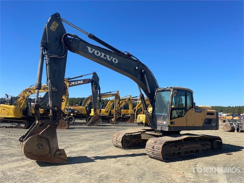 Pelle sur chenilles Volvo EC220DL Tracked — occasion 2012, 11 316 h