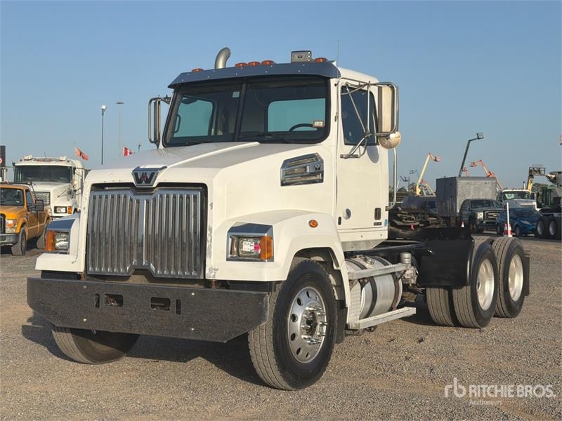 Western Star 4700