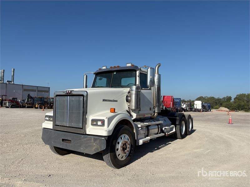 Western Star 4900