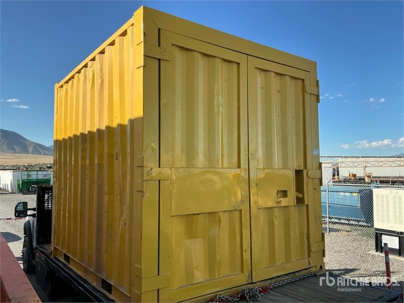 Conteneur de stockage 10 ft Standard ft x 8 ft x 8 ft Storage Container — occasion