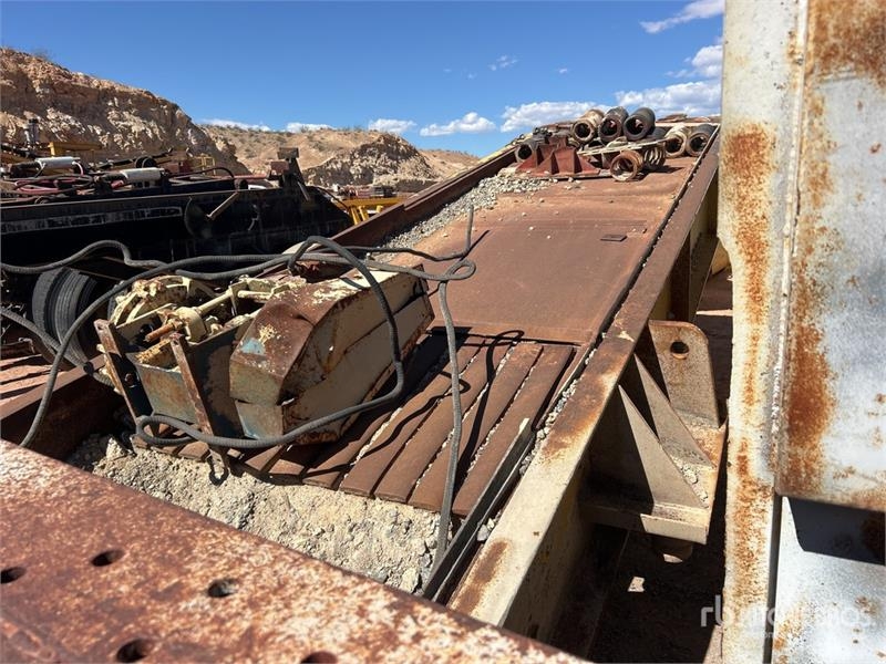 18 ft x 4 ft 6 in Grizzly Aggregate Feeder