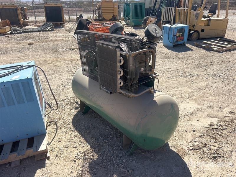 Compresseur 1WD74 Skid-Mounted 120 gal Air Compressor — occasion