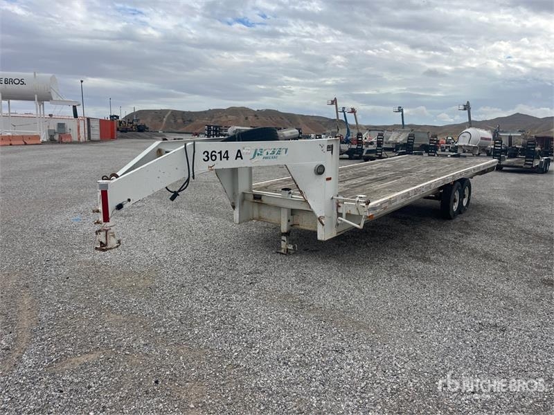 Remorque porte-engins 24 ft T/A Gooseneck Equipment — occasion