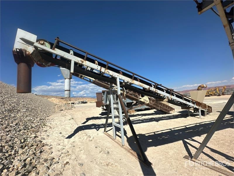 30 in x 36 ft Radial Stacking Conveyor