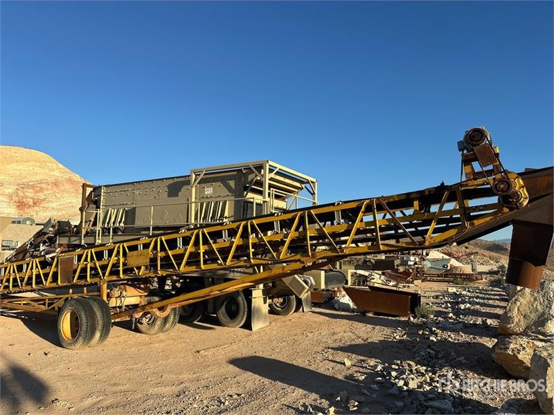 30 in x 62 ft Portable Radial Stacking Conveyor