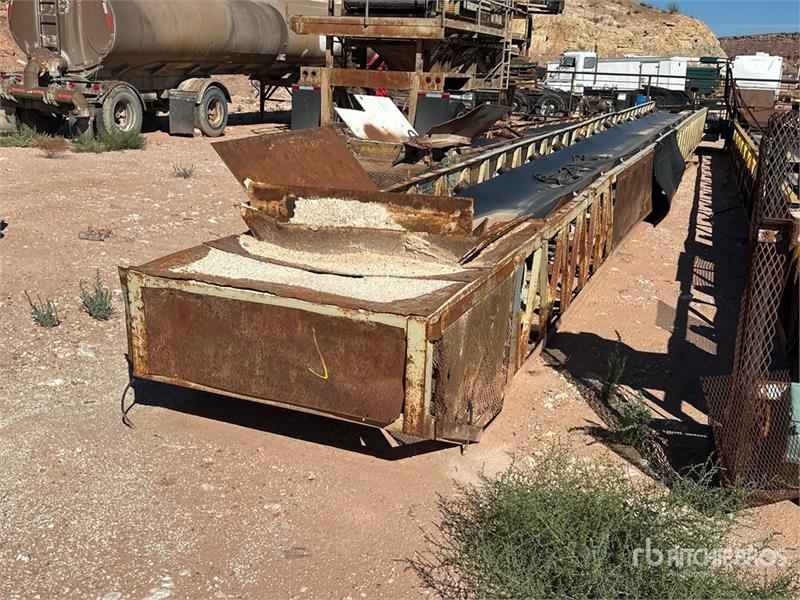 32 in x 65 ft Stationary Conveyor