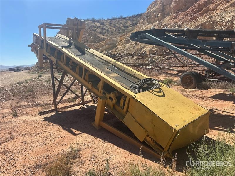 36 in x 24 ft Stationary Conveyor