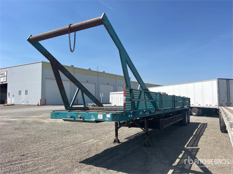 40 ft x 93 in T/A Pipe Handling Trailer