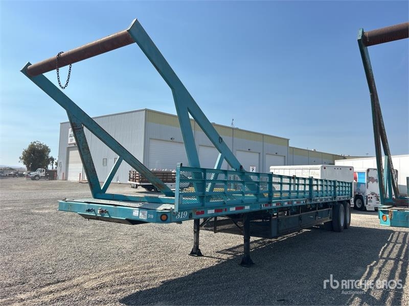 40 ft x 97 in T/A Pipe Handling Trailer
