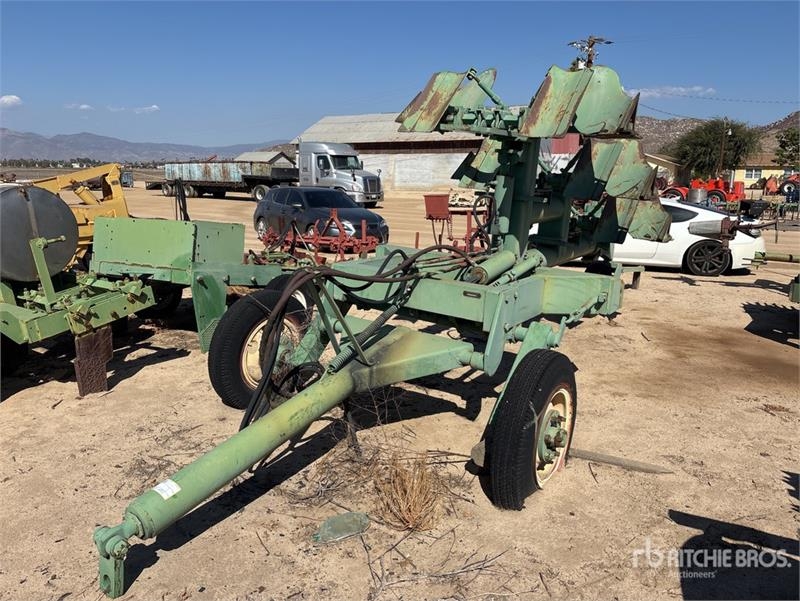 Charrue 6 ft Reversible Plow — occasion