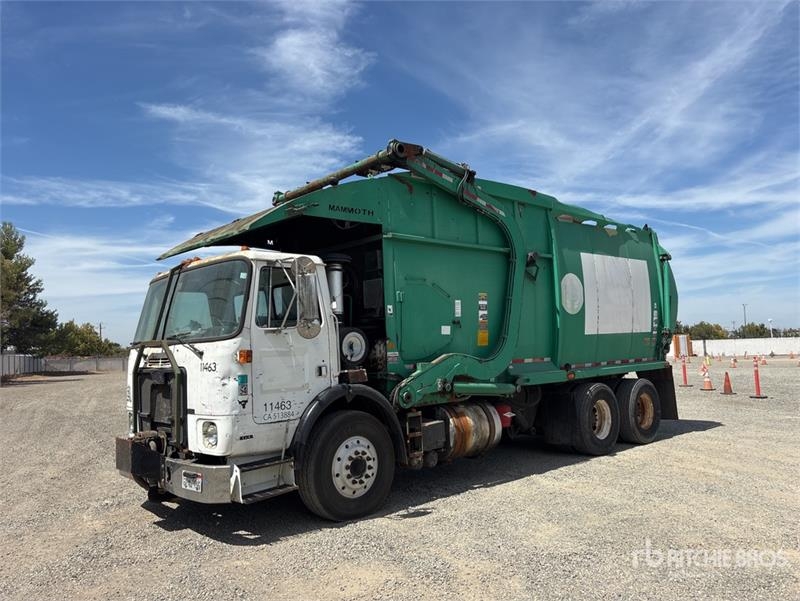 6x4 Front Loader Waste Collection Truck
