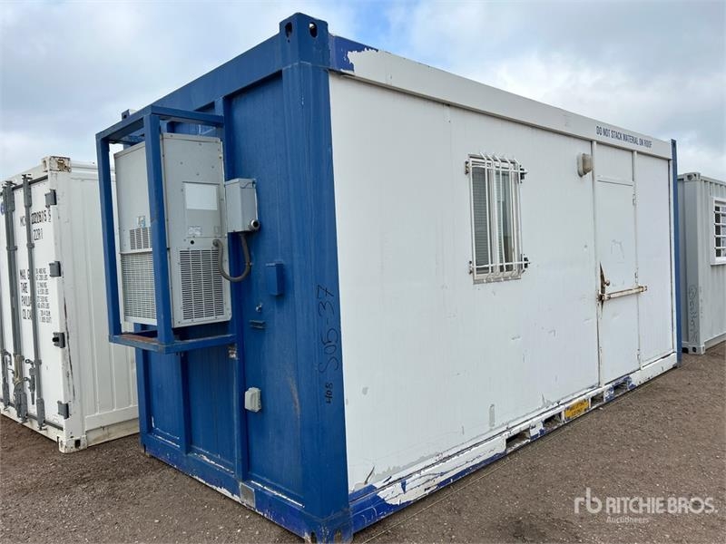 92 in x 19 ft Skid-Mounted Mobile Office