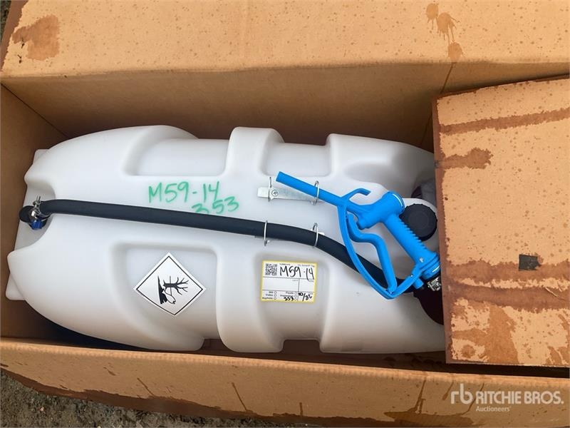 Réservoir de carburant AM Tank AM-TANK 29 29 gal Portable Poly DEF Tank (Unu — occasion 2026