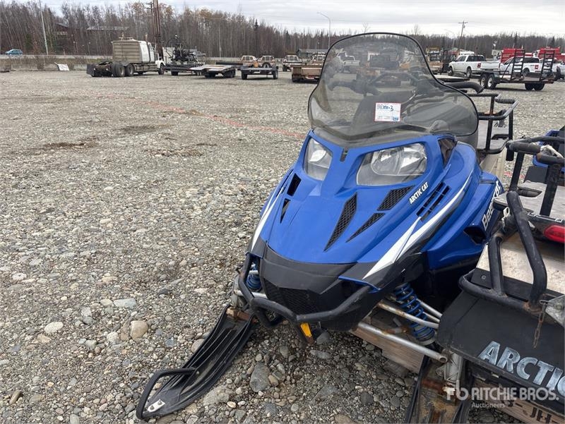 Motoneige Caterpillar Arctic Bearcat 570XT Snowmobile — occasion 2010