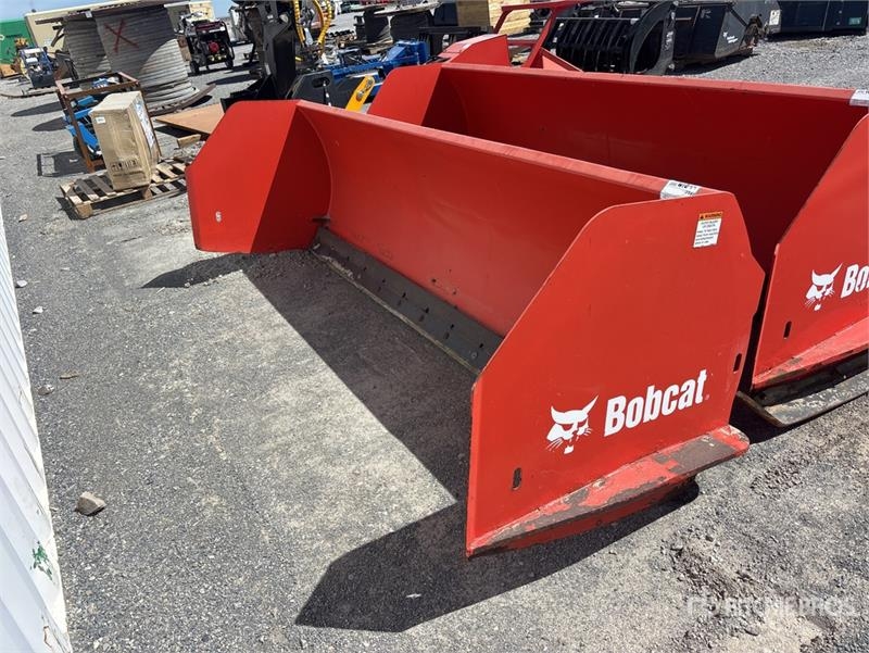 Chasse-neige Bobcat 10 ft Snow Pusher - Fits Skid Steer — occasion