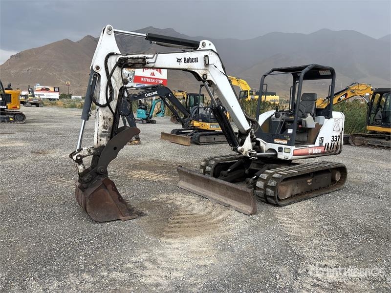 Bobcat 337