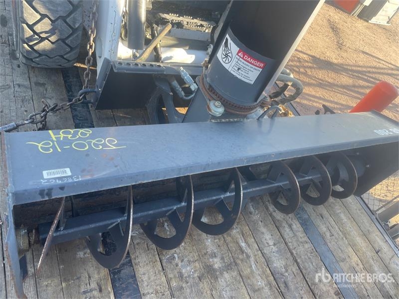 Souffleuse à neige Bobcat 78 in Skid Steer Snowblower — occasion