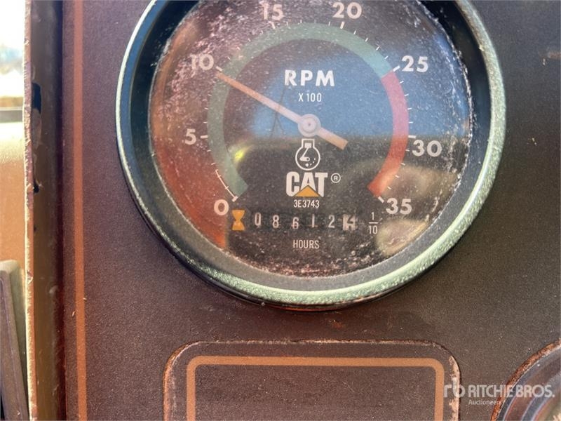 Camion citerne Caterpillar 613C 5000 gal Water Wagon — occasion 1993, 8 612 h