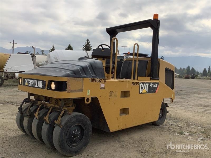 CAT 9 Wheel Pneumatic Roller