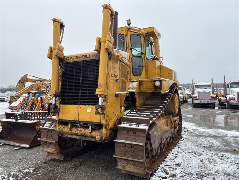 Bulldozer Caterpillar D8L — occasion 1982, 14 276 h