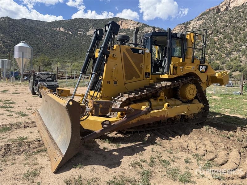 CAT D8T