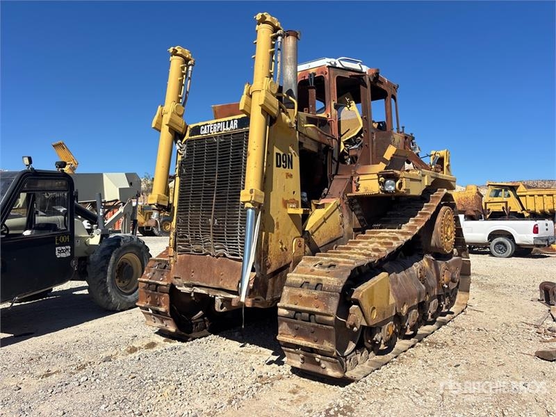Bulldozer Caterpillar D9N — occasion 1991