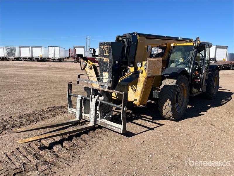 Chariot télescopique Caterpillar TL1055D — occasion 2017, 6 856 h