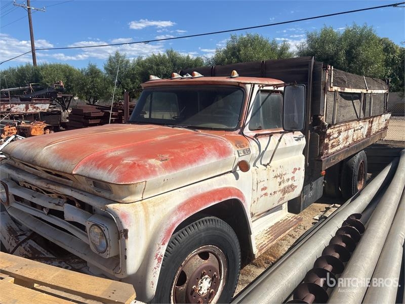 Camion plateau Chevrolet C60 — occasion