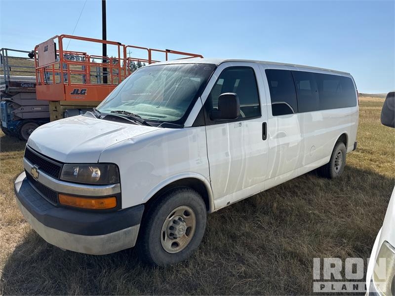 Fourgon utilitaire Chevrolet G3500 — occasion 2014