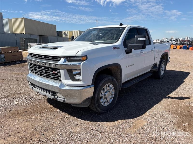 Fourgon utilitaire Chevrolet Silverado 2500HD Z71 4x4 Dual Cab Pickup — occasion 2021