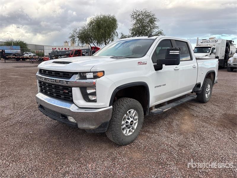 Fourgon utilitaire Chevrolet Silverado 2500HD Z71 4x4 Crew Cab Pickup — occasion 2020