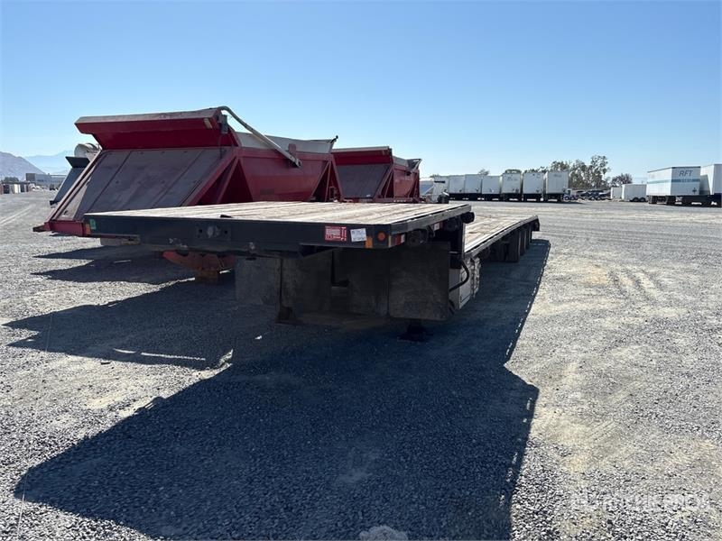Remorque surbaissée Double A Trailers 52 ft Tri/A Step Deck — occasion 2019