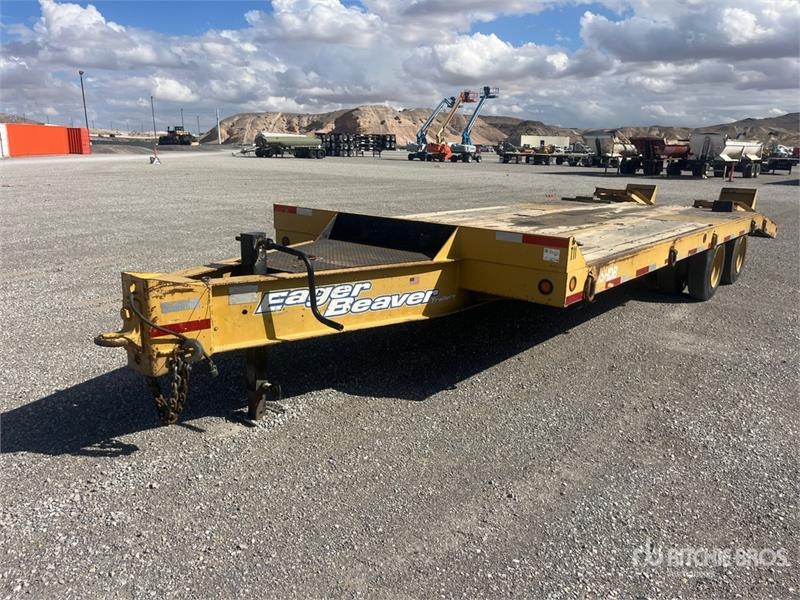 Remorque porte-engins Eager Beaver 15HDB 24 ft T/A Equipment — occasion 2000