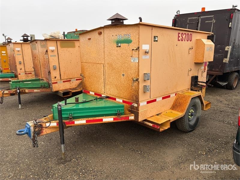 Equip Source ES700