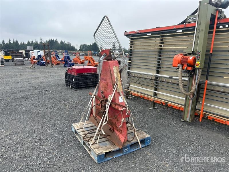 Farmi 32 in 3-Point Forestry Winch